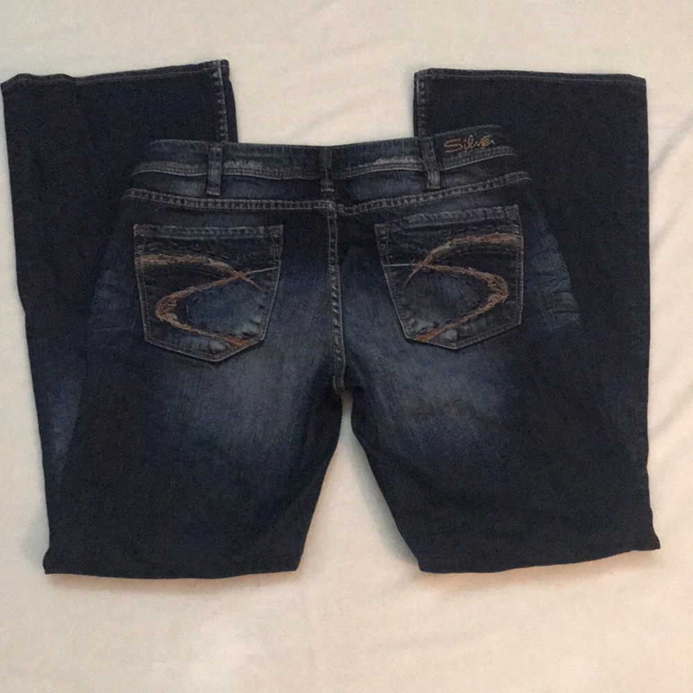 Silver Jeans - Picture 2 of 8